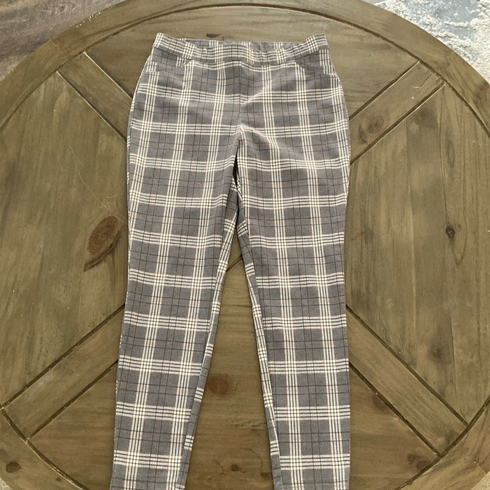 Tribal Point pants